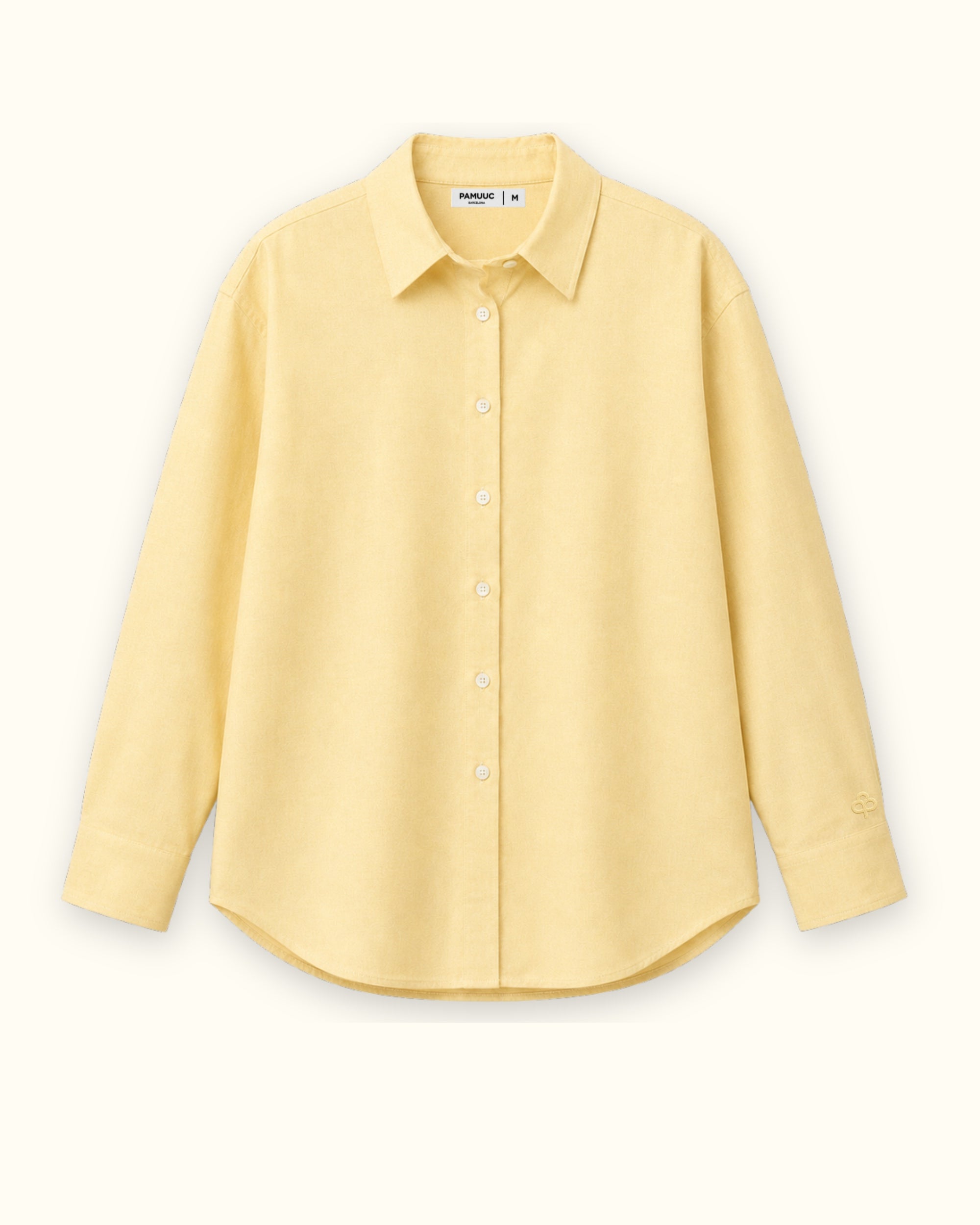 Chemise Oxford coupe medium jaune clair, vue de face, montrant le col, l’ourlet et la coupe décontractée
