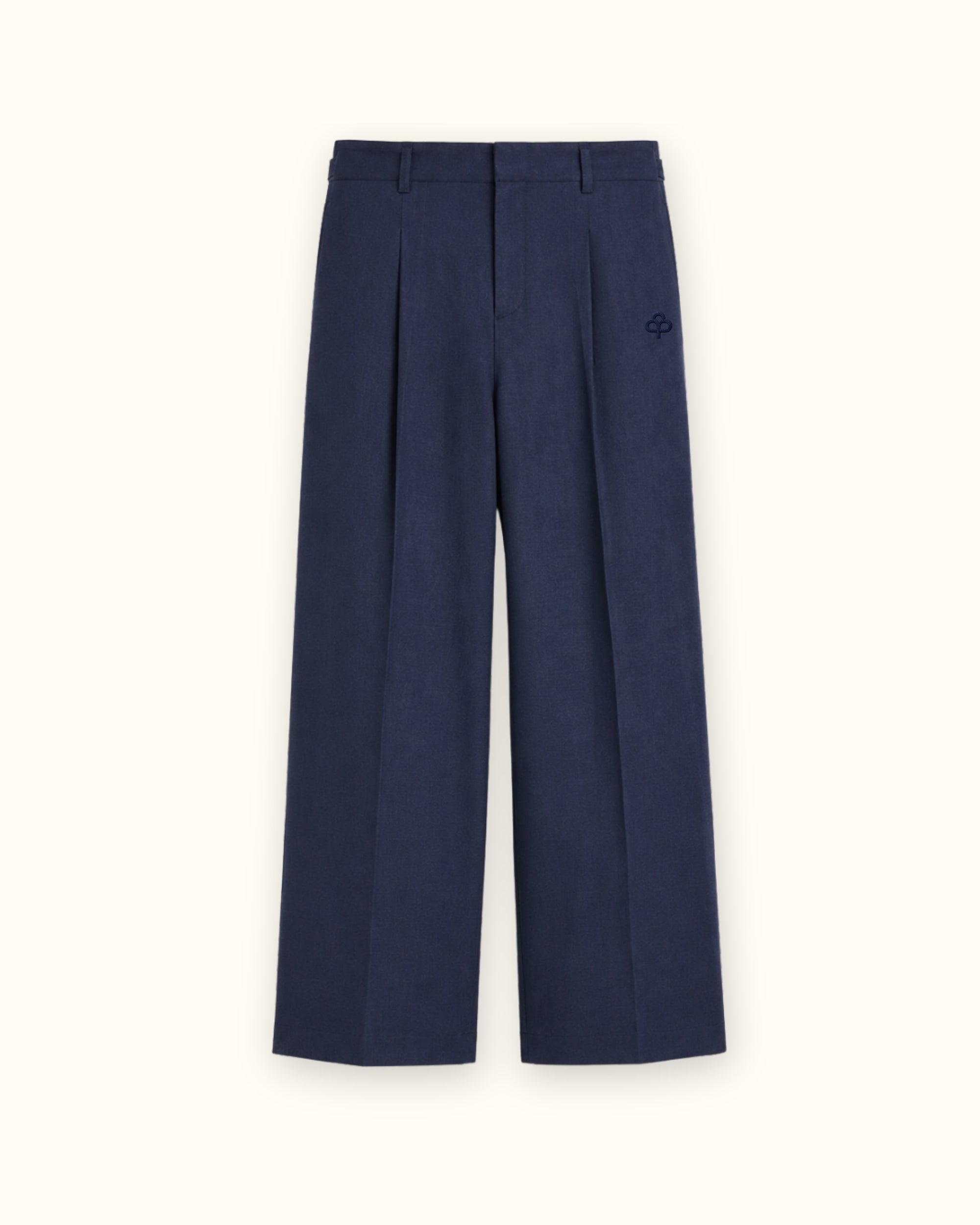 Pantalon droit en lin bleu marine, vue de face, montrant les plis et la coupe droite