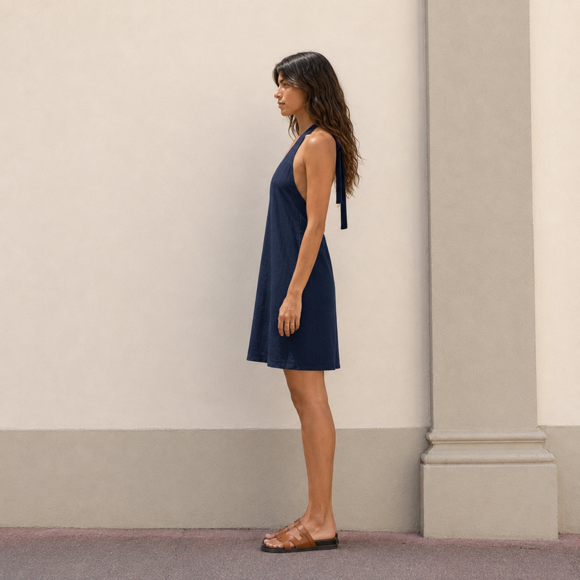 Vestido de espalda descubierta de lino